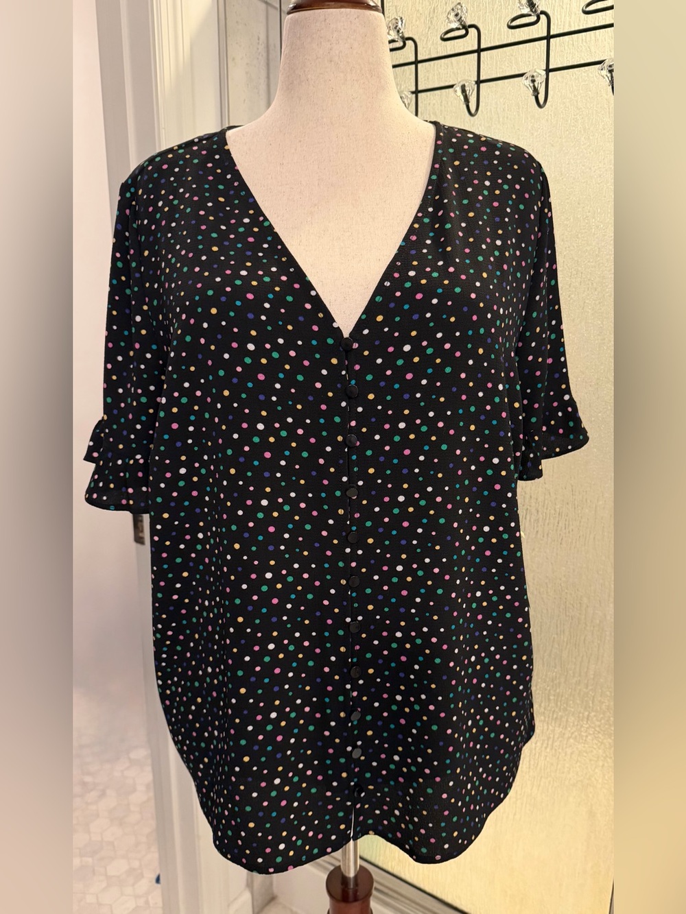 CeCe NWT Multicolor Polka Dot Ruffle Sleeve Blouse Black V-Neck Top Size $38